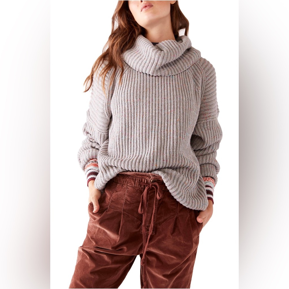 Leo Tunic Sweater